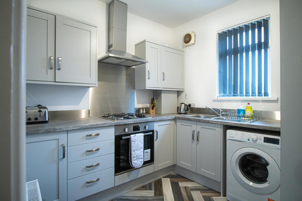 Corpa Heights Appartement Newport  Buitenkant foto